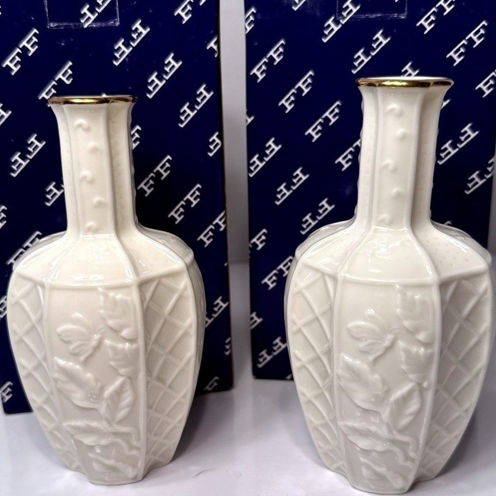 Fitz and Floyd Essentials Botanical holiday Trellis Vase Ivory Gold Rim Set 2